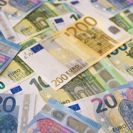 Geopolitical Hedging: Top 5 Safe-Haven Assets to Protect Your Wealth in 2026